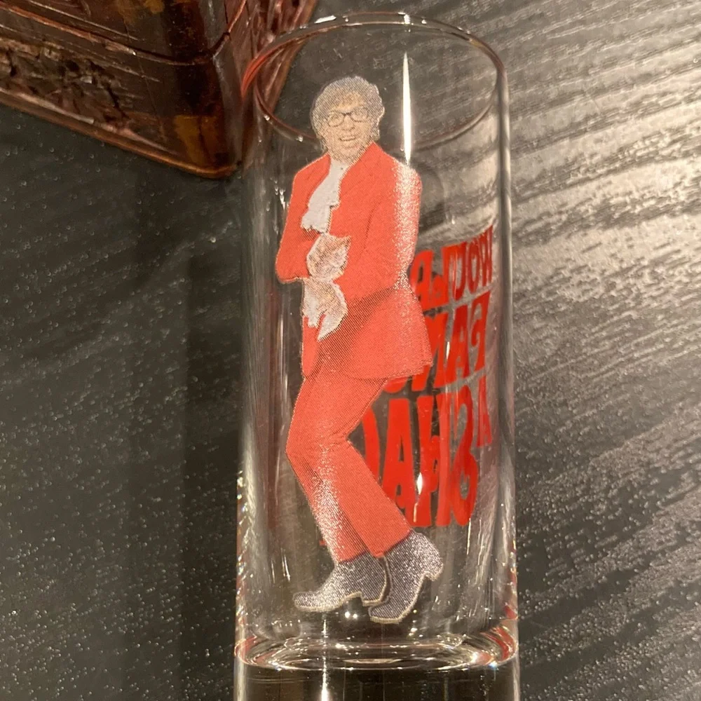 RARE 4 inch tall shot glass, “Austin Powers  The Spy Who Shagged Me”